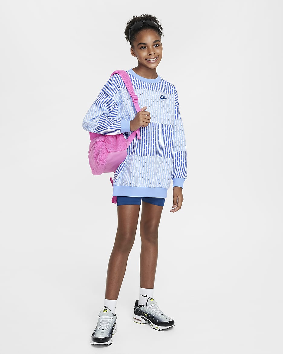 Nike Sportswear Club Fleece Older Kids Girls Oversized Sweatshirt. Nike UK